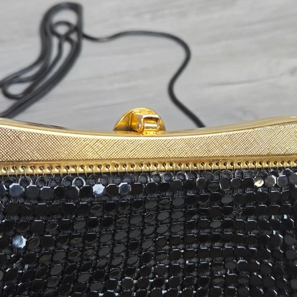 Apri Nights Black Metal Mesh Evening Clutch Bag Gold Tone Frame Snake Chain